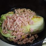 ベーコン・ハム・白菜のダッチオーブン蒸し煮込み