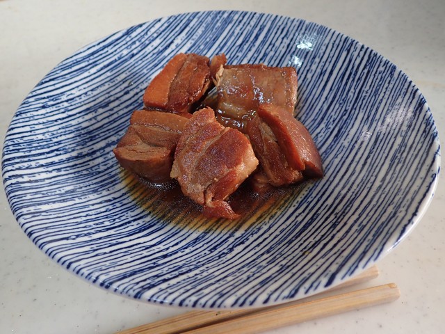 豚の角煮 ダッチオーブンで本格的 バラ肉脂抜 角煮を作る 豚の角煮 ダッチオーブンで本格的 バラ肉脂抜 角煮を作る
